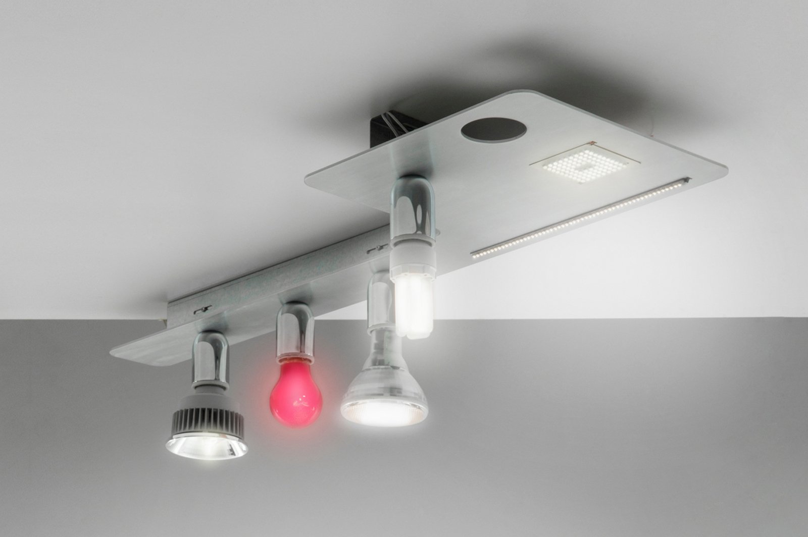Faretti moderni a soffitto: soluzioni per la casa: il soggiorno ...