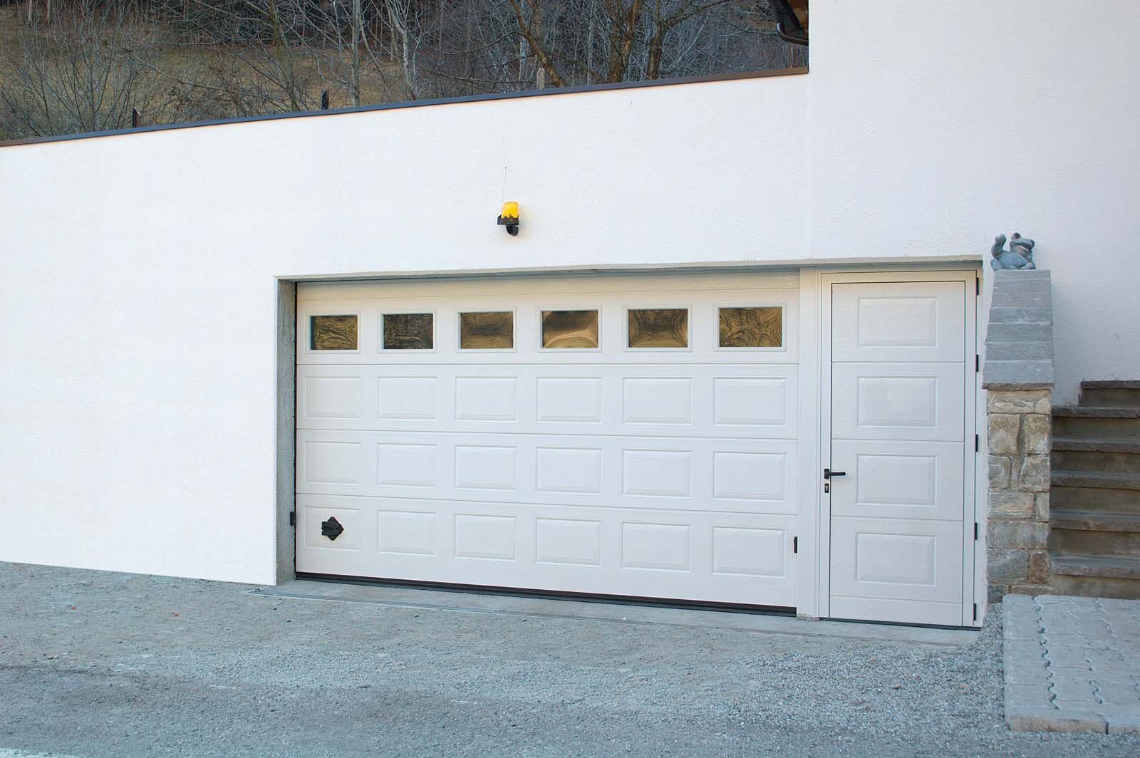 Portoni per garage cose di casa Prezzi garage di legno