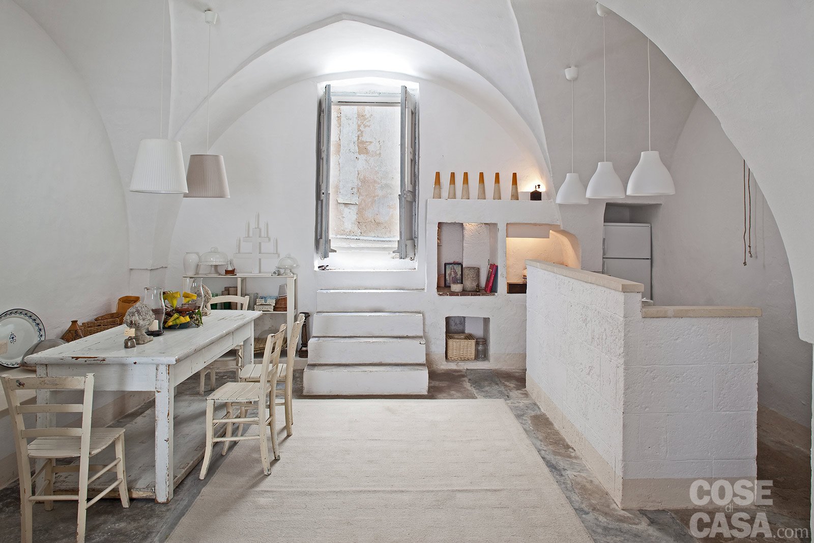 Una casa in pietra in stile mediterraneo cose di casa Muri interni in pietra foto