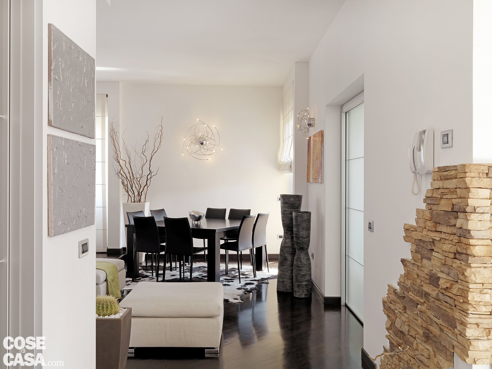 Una casa moderna su livelli sfalsati cose di casa Parquet moderni