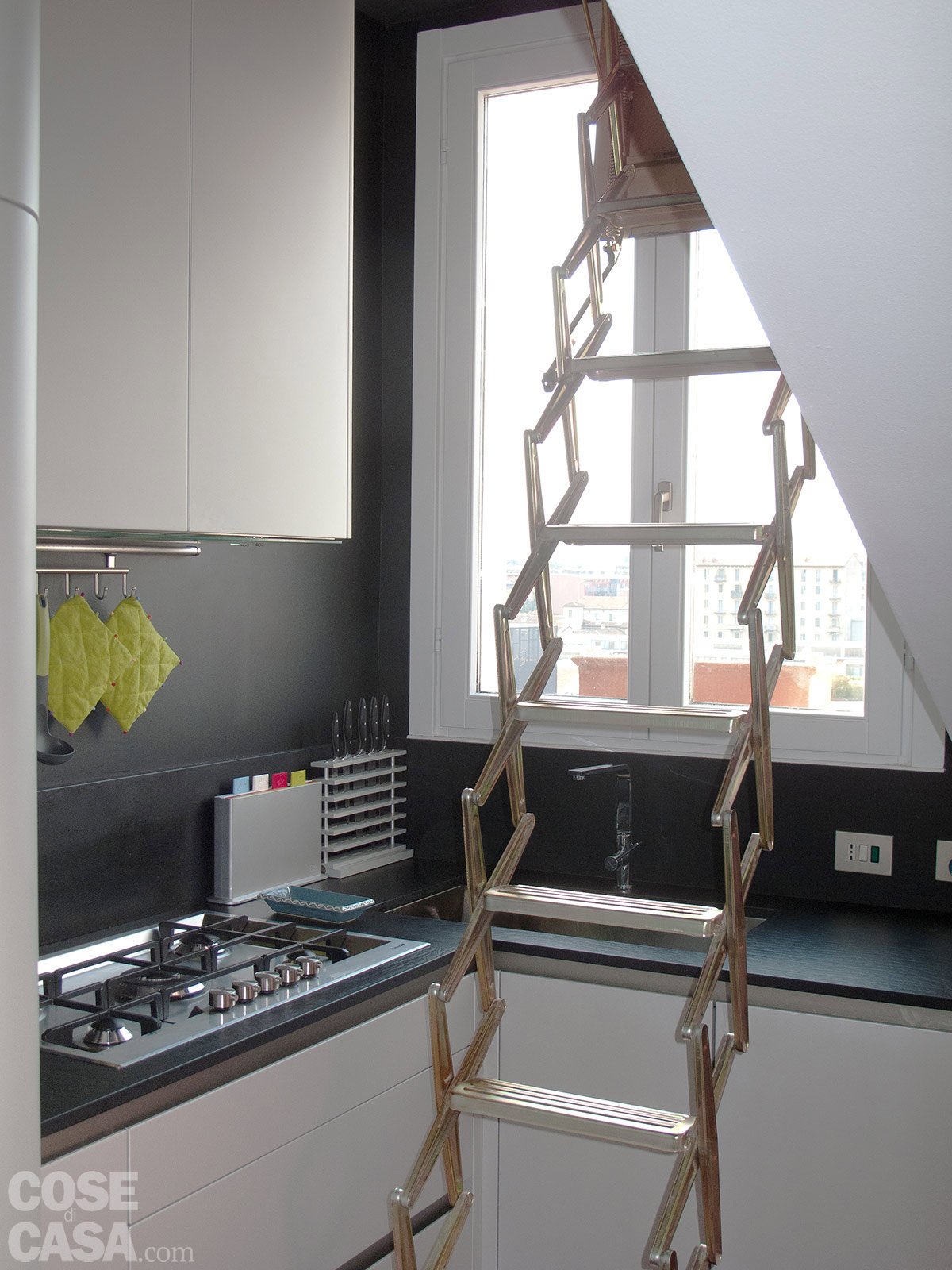 95 mq: una casa con nuovi ambienti in verticale cose di casa