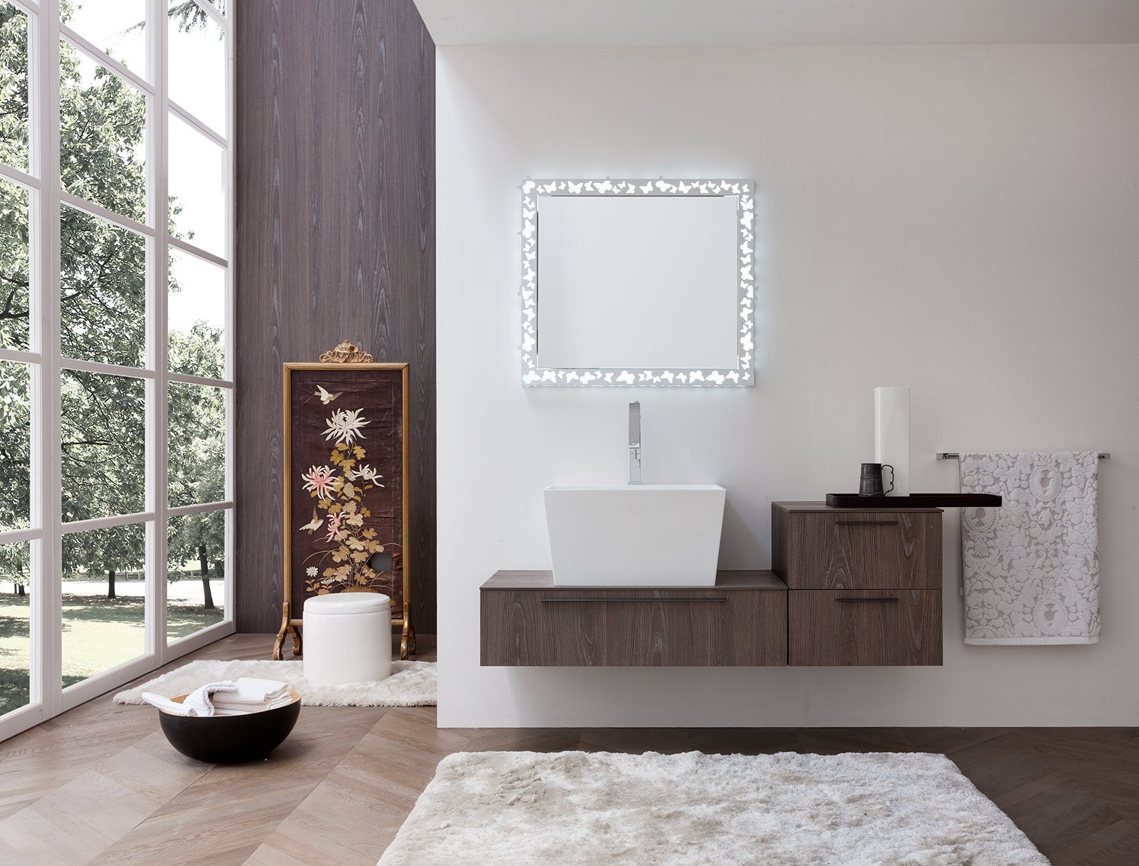 Accessori bagno. quasi indispensabili cose di casa