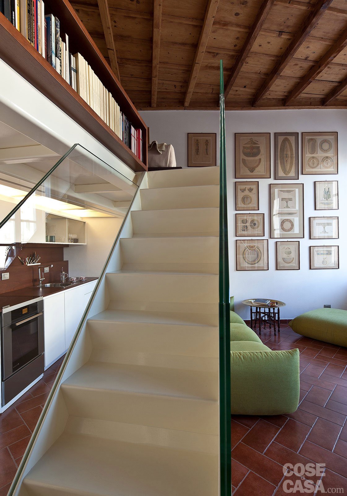 Un monolocale ampliato in altezza cose di casa
