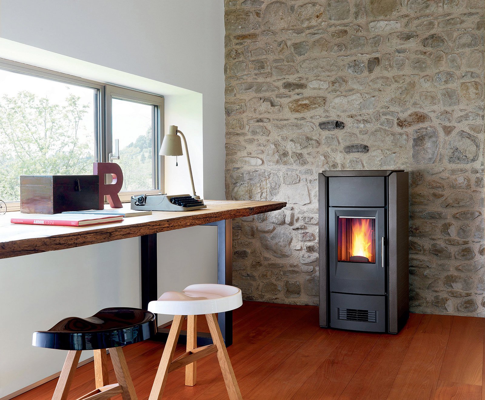 Cucine a legna da incasso nordica: come sono fabbricate le stufe a ... Stufe a pellet idro policombustibile