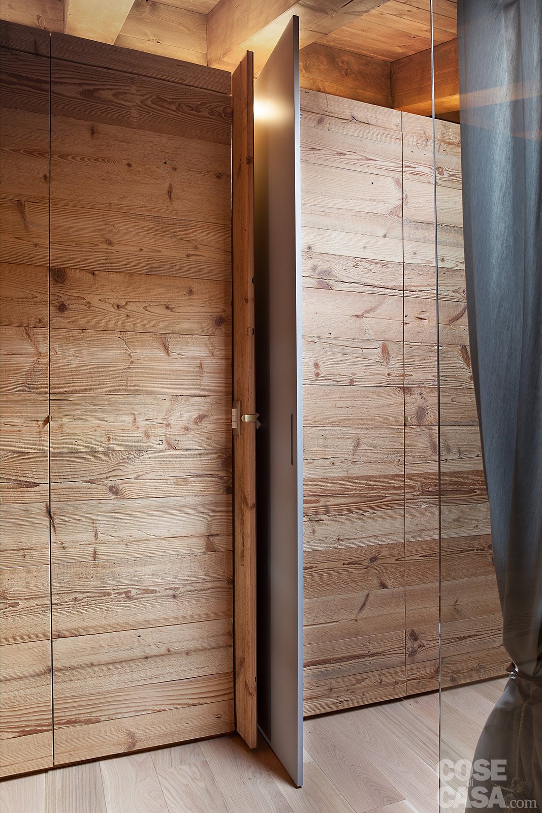Atmosfera da chalet in una casa moderna cose di casa Cornici arco interne in polistirolo