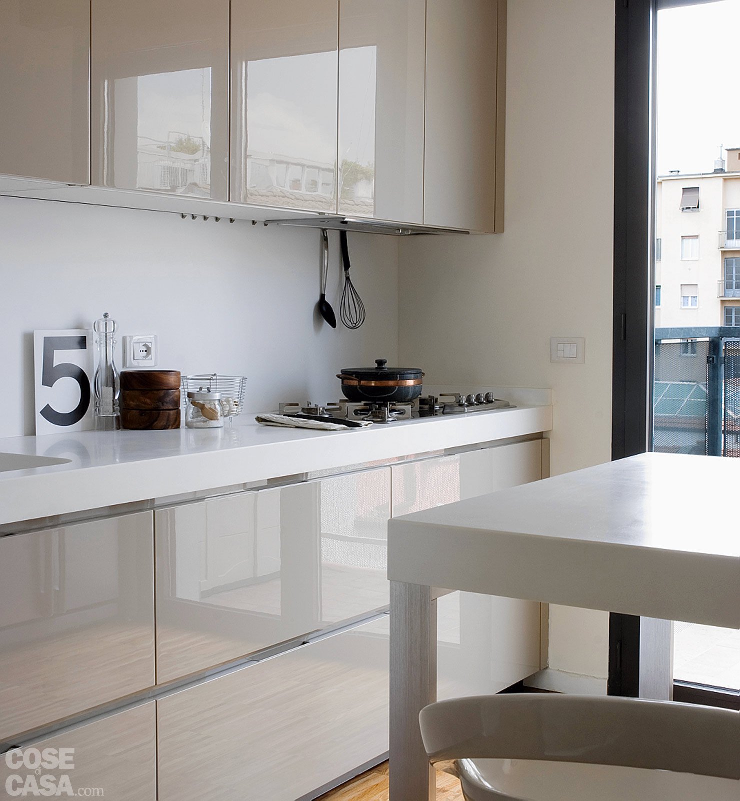 Idee cucine con isola: idee per arredare una cucina a vista design ...
