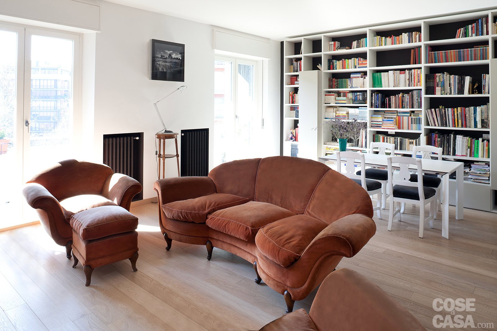Pareti attrezzate classiche chiare: una casa con tante idee da ...