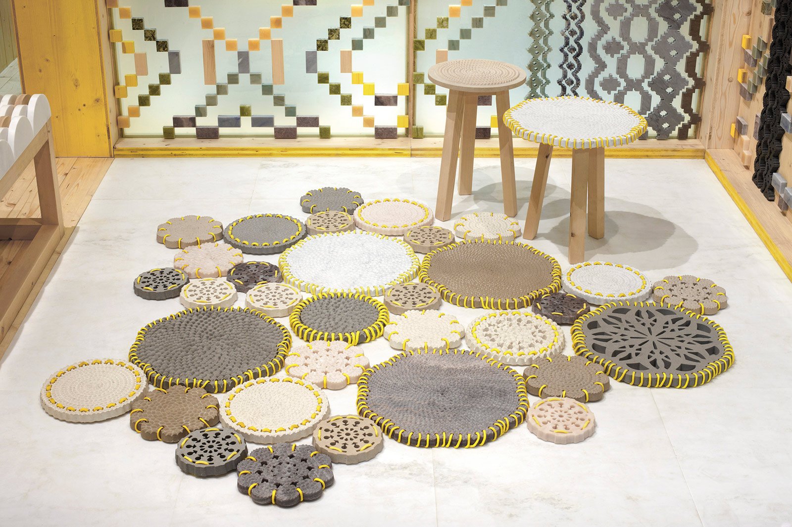 Tappeto rettangolare alluncinetto: tappeti con fettuccia come ... Lampade Uncinetto decorazione