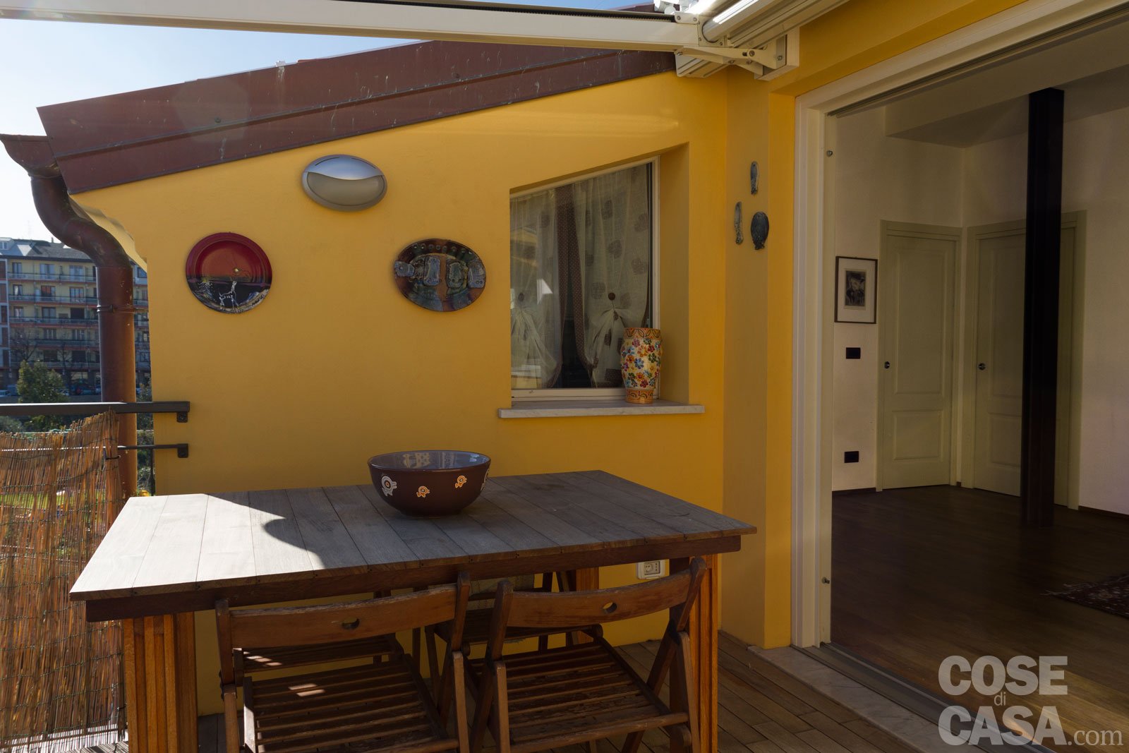 Soggiorno con camino bioetanolo: camini a bioetanolo vendita ... Balcone decorazione Interiores
