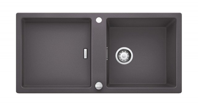 Ha bordo perimetrale rialzato il lavello Blanco Adon XL 6 S di Blanco in Silgranit® PuraDura® in 9 finiture differenti. Le vasche sono profonde 19 cm. Un tagliere in legno multistrato può essere posizionato sulla vasca e sul gocciolatoio. Misura L 98 x P 48 cm. Prezzo 1.196 euro. www.blanco-germany.com/it Ha bordo perimetrale rialzato il lavello Blanco Adon XL 6 S di Blanco in Silgranit® PuraDura® in 9 finiture differenti. Le vasche sono profonde 19 cm. Un tagliere in legno multistrato può essere posizionato sulla vasca e sul gocciolatoio. Misura L 98 x P 48 cm. Prezzo 1.196 euro. www.blanco-germany.com/it