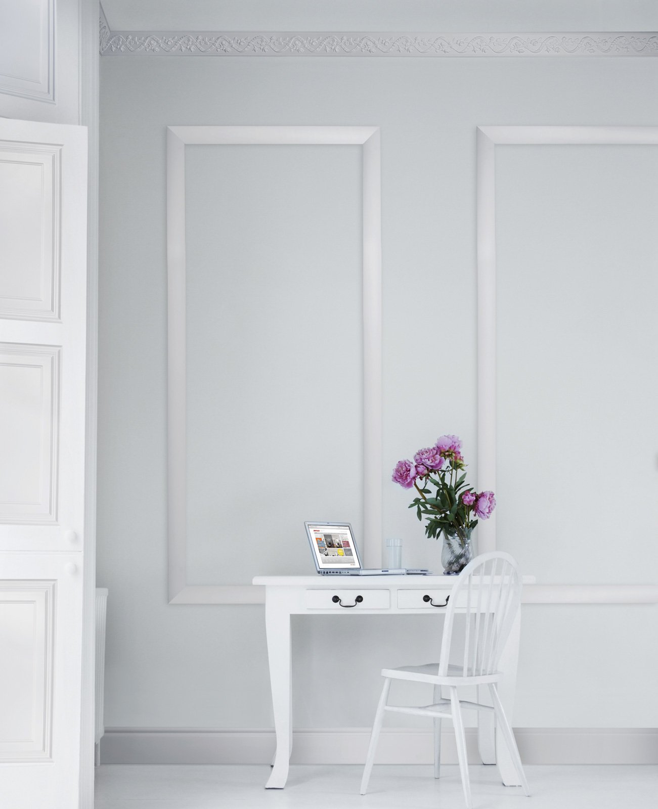Decorare la parete con profili, fregi, stickers cose di casa