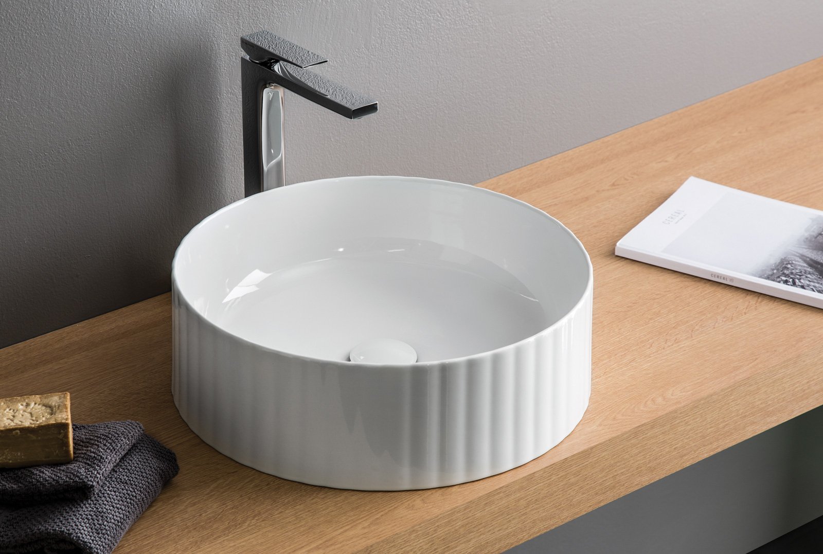 Cersaie 2015: materiali e forme per il bagno cose di casa Box doccia irregolare tondo