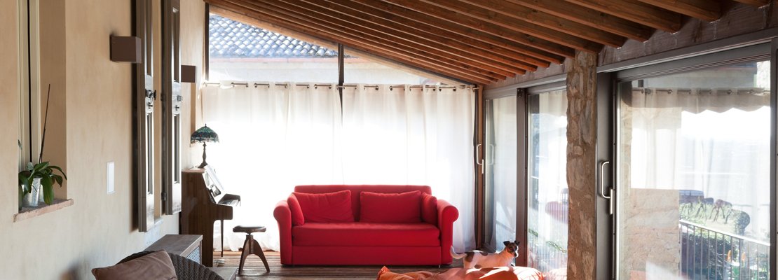Una casa con ambienti moderni a sfondo rustico cose di casa Living rustico moderno parquet