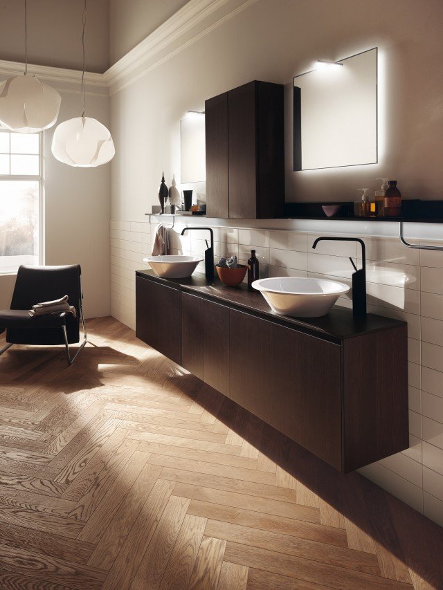 Ha forma di bacinella il lavabo d’appoggio Bowl per la serie Rivo di Scavolini Bathrooms. È realizzato in Mineralmarmo e misura ø 43 cm. Prezzo su richiesta.www.scavolini.com Ha forma di bacinella il lavabo d’appoggio Bowl per la serie Rivo di Scavolini Bathrooms. È realizzato in Mineralmarmo e misura ø 43 cm. Prezzo su richiesta.www.scavolini.com