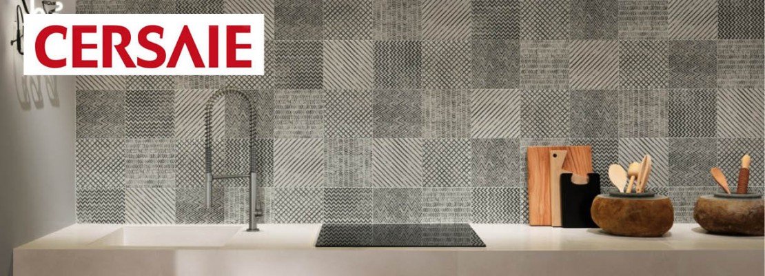 Mattonelle cucina moderna effetto pietra: bagno con rivestimento ... Cucine su misura prezzi ville moderna con rivestimento in pietra