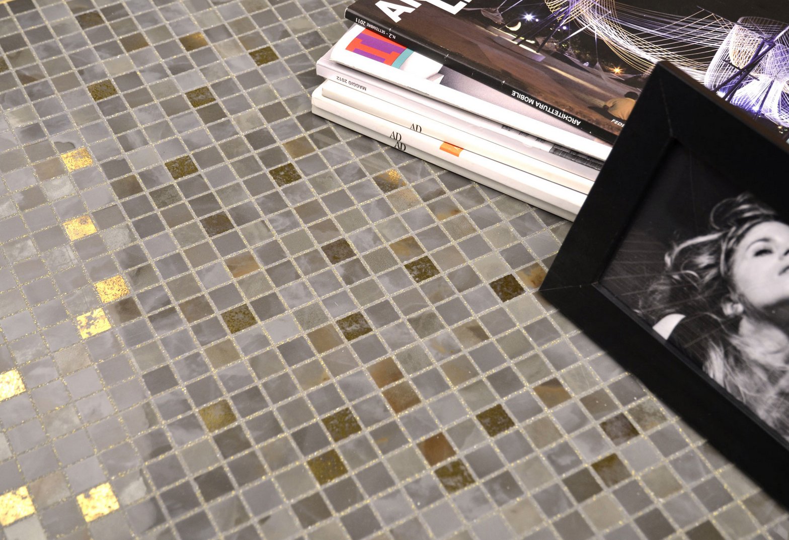 Rivestimenti pavimenti e bagno, cucine, interni ed esterni ...