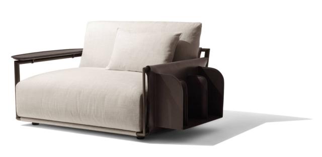Adam di Giorgetti, design Carlo Colombo, è la poltrona dal design rigoroso rivestita in tessuto con l'ossatura in metallo verniciato bronzo naturale o nickel nero. É imbottita in piuma d'oca ed è corredata di una comoda tasca portaoggetti in cuoio applicata al bracciolo. www.giorgettimeda.com Adam di Giorgetti, design Carlo Colombo, è la poltrona dal design rigoroso rivestita in tessuto con l'ossatura in metallo verniciato bronzo naturale o nickel nero. É imbottita in piuma d'oca ed è corredata di una comoda tasca portaoggetti in cuoio applicata al bracciolo. www.giorgettimeda.com