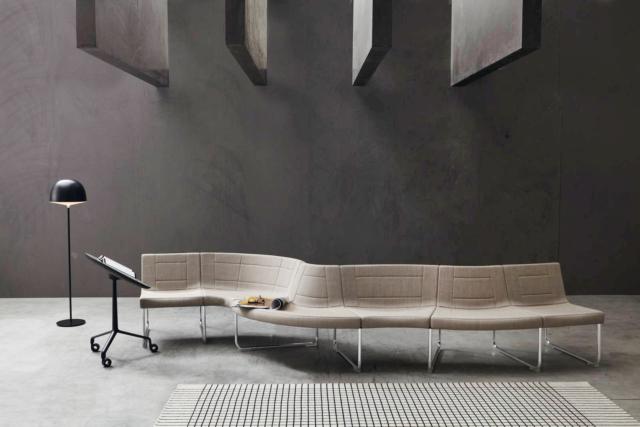 L'O di Sitland, design Dorigo Design, è il divano componibile comfortevole e ergonomico; i cinque moduli da cui è composto permettono di dare vita a composizioni su misura. Ha una forma essenziale sottolineata dalla base in tubo di acciaio ad alta resistenza; le sedute sono in poliuretano flessibile. www.sitland.com L'O di Sitland, design Dorigo Design, è il divano componibile comfortevole e ergonomico; i cinque moduli da cui è composto permettono di dare vita a composizioni su misura. Ha una forma essenziale sottolineata dalla base in tubo di acciaio ad alta resistenza; le sedute sono in poliuretano flessibile. www.sitland.com