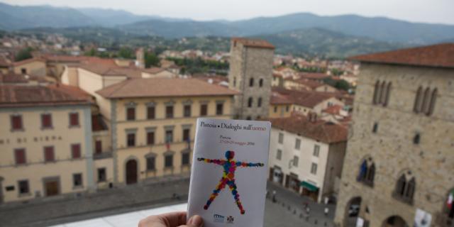 Dove nascono le idee. Luoghi e volti del pensiero nelle foto Magnum Dove nascono le idee. Luoghi e volti del pensiero nelle foto Magnum