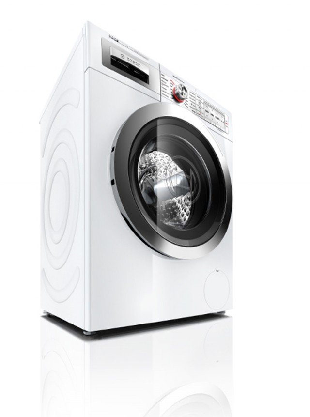 La lavatrice HomeProfessional i-DOS di Bosch è estremamente facili da usare: basta far ruotare il selettore illuminato a Led rossi per selezionare il programma che preferite. Basta riempire una volta il cassetto del detersivo per effettuare circa 20 lavaggi. E’ in classe A+++. Prezzo: 1.269 euro. La lavatrice HomeProfessional i-DOS di Bosch è estremamente facili da usare: basta far ruotare il selettore illuminato a Led rossi per selezionare il programma che preferite. Basta riempire una volta il cassetto del detersivo per effettuare circa 20 lavaggi. E’ in classe A+++. Prezzo: 1.269 euro.