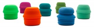 Rivestita in lycra colorata, la morbida struttura contiene un letto singolo (L 95 x P 200 cm) completo di gonfiatore alimentato a corrente elettrica; misura Ø 65 x H 53 cm e costa 550 euro Santapouf di Campeggi Rivestita in lycra colorata, la morbida struttura contiene un letto singolo (L 95 x P 200 cm) completo di gonfiatore alimentato a corrente elettrica; misura Ø 65 x H 53 cm e costa 550 euro Santapouf di Campeggi
