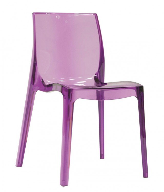 IN SOGGIORNO E IN CUCINA. Linee morbide e comodità garantita per la sedia Diva di Conforama, impilabile, realizzata in policarbonato è disponibile in due colori: trasparente o malva (nell’immagine). Misura L41xP48xH 82 cm. Prezzo 69,90 Euro. www.conforama.it IN SOGGIORNO E IN CUCINA. Linee morbide e comodità garantita per la sedia Diva di Conforama, impilabile, realizzata in policarbonato è disponibile in due colori: trasparente o malva (nell’immagine). Misura L41xP48xH 82 cm. Prezzo 69,90 Euro. www.conforama.it