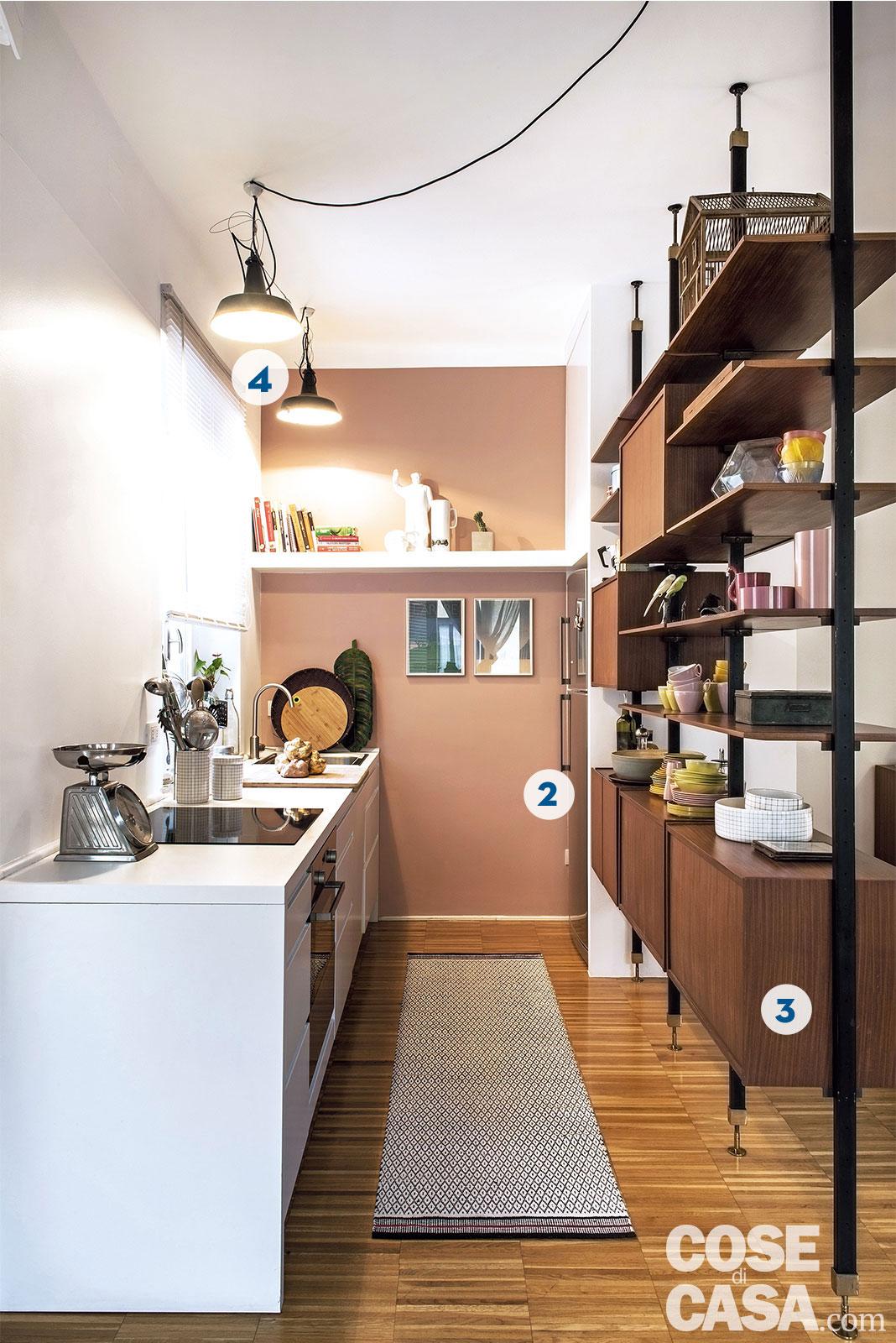 cucina con libreria passante e parquet industriale cucina con libreria passante e parquet industriale