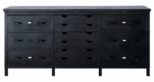 Ha finitura anticata la credenza in metallo nero che misura L 200 x P 48 x H 90 cm e costa 990 euro Edison di Maisons du Monde Ha finitura anticata la credenza in metallo nero che misura L 200 x P 48 x H 90 cm e costa 990 euro Edison di Maisons du Monde