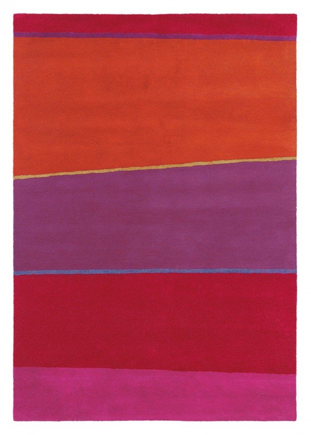 È taftato a mano il tappeto in lana 100%Estella di Sitap con dettagli in viscosa, disponibile in più dimensioni. Prezzo 520,30 euro per la versione 140 x 200 cm. ww.sitap.it È taftato a mano il tappeto in lana 100%Estella di Sitap con dettagli in viscosa, disponibile in più dimensioni. Prezzo 520,30 euro per la versione 140 x 200 cm. ww.sitap.it