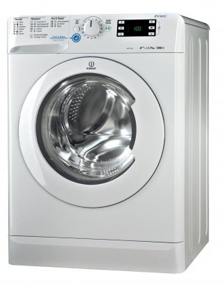 Ha regolazione automatica dei consumi la lavatrice INNEX XWE 91283X WWGG DI INDESIT con tre programmi rapidi da 9, 30 e 60 minuti. Con capacità di carico di 9 kg, è in classe di efficienza energetica A+++. Ha il display multifunzione, termostato regolabile, programma Woolmark Gold Care. Misura L 59,5 x P 60,5 x H 85 cm. Prezzo 499 euro www.indesit.it Ha regolazione automatica dei consumi la lavatrice INNEX XWE 91283X WWGG DI INDESIT con tre programmi rapidi da 9, 30 e 60 minuti. Con capacità di carico di 9 kg, è in classe di efficienza energetica A+++. Ha il display multifunzione, termostato regolabile, programma Woolmark Gold Care. Misura L 59,5 x P 60,5 x H 85 cm. Prezzo 499 euro www.indesit.it