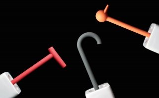 Alla collezione di scopini in acciaio inox Baston di Lineabeta, si aggiunge una versione decisamente più ironica. Le usuali impugnature dei bastoni da passeggio si trasformano in divertenti scopini. Un manico tradizionale colore fucsia, uno arrotondato ad ombrello color grigio antracite e uno che raffigura una testa di una paperella. Realizzato in ceramica bianca con manico ricoperto in silicone. Misura L 11,5 x
P 11,5 x H 43,8 cm. Prezzo 67 euro. www.lineabeta.it/ Alla collezione di scopini in acciaio inox Baston di Lineabeta, si aggiunge una versione decisamente più ironica. Le usuali impugnature dei bastoni da passeggio si trasformano in divertenti scopini. Un manico tradizionale colore fucsia, uno arrotondato ad ombrello color grigio antracite e uno che raffigura una testa di una paperella. Realizzato in ceramica bianca con manico ricoperto in silicone. Misura L 11,5 x
P 11,5 x H 43,8 cm. Prezzo 67 euro. www.lineabeta.it/