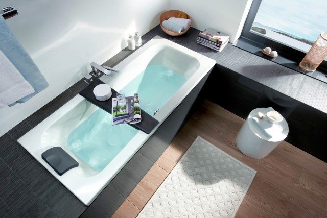 È in acrilico la vasca a incasso che esiste anche da L 160 x P 70 cm e costa 620 euro Loop & Friends di Villeroy&Boch È in acrilico la vasca a incasso che esiste anche da L 160 x P 70 cm e costa 620 euro Loop & Friends di Villeroy&Boch