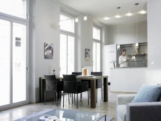 profilo finestra Geneo® di Rehau in soli 86 mm di spessore profilo finestra Geneo® di Rehau in soli 86 mm di spessore