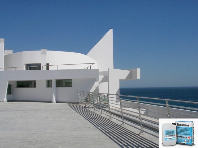 Adv Hd Rasolastik di Technokolla è un prodotto bicomponente adatto per ripristinare l'impermeabilità di vecchi pavimenti senza demolire il rivestimento esistente, ma anche per impermeabilizzare terrazzi e balconi prima della posa della ceramica. Prezzo, al kg, 3,67 euro (www.technokolla.com) Adv Hd Rasolastik di Technokolla è un prodotto bicomponente adatto per ripristinare l'impermeabilità di vecchi pavimenti senza demolire il rivestimento esistente, ma anche per impermeabilizzare terrazzi e balconi prima della posa della ceramica. Prezzo, al kg, 3,67 euro (www.technokolla.com)