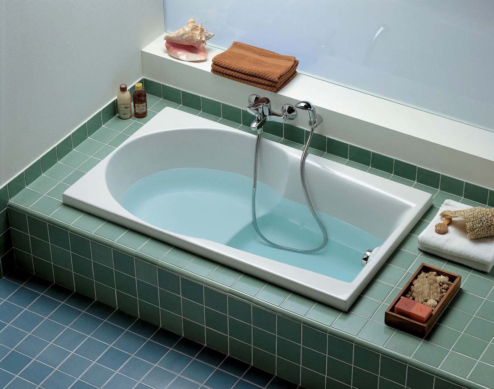 Vasche da bagno low cost. a partire da 182 euro cose di casa Costruire una vasca da bagno