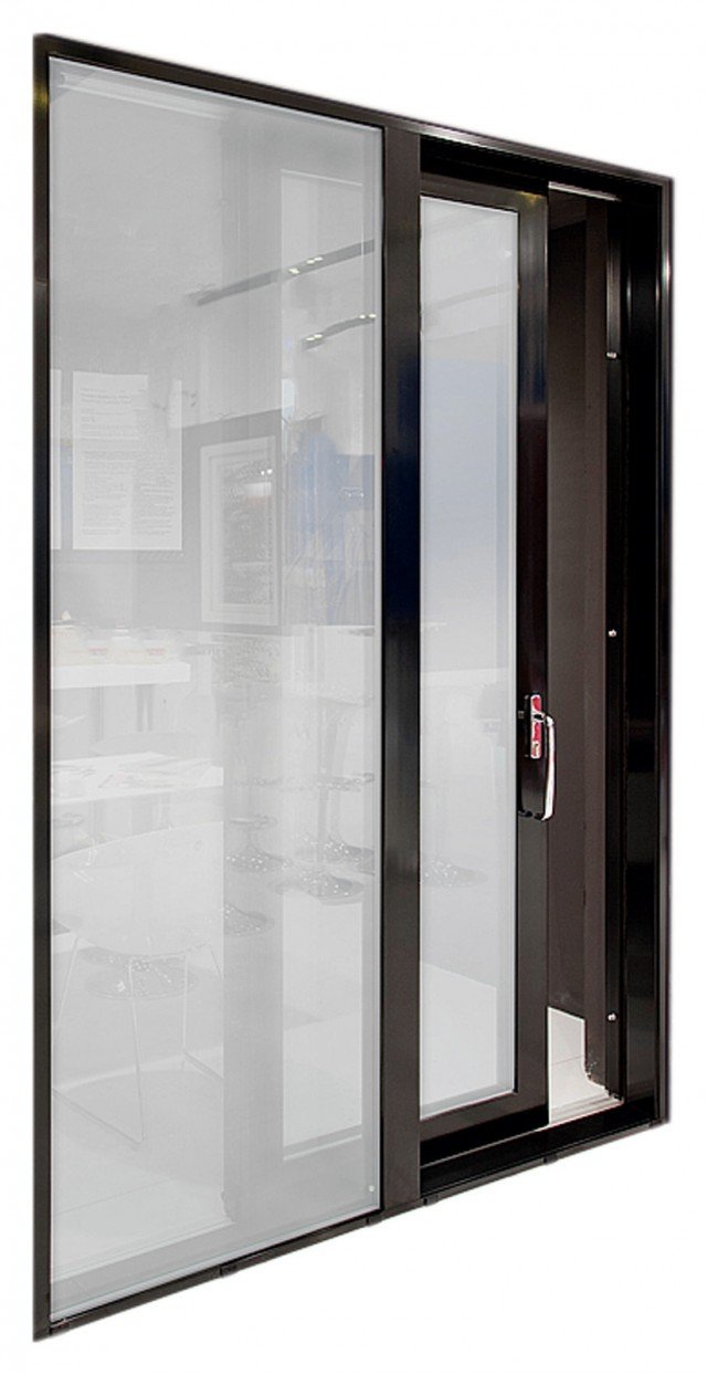 Il serramento in alluminio e legno con vetro basso emissivo garantisce isolamento termico fino a 1.03 W/M²K e acustico di 37 dB. Prezzo da rivenditore. Eternity Maxi Zero di Pavanello Serramenti Il serramento in alluminio e legno con vetro basso emissivo garantisce isolamento termico fino a 1.03 W/M²K e acustico di 37 dB. Prezzo da rivenditore. Eternity Maxi Zero di Pavanello Serramenti