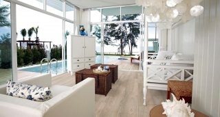 pavimento laminato Rovere Castello Plancia Stile VeNatura di Pircher in finitura spazzolata opaca pavimento laminato Rovere Castello Plancia Stile VeNatura di Pircher in finitura spazzolata opaca