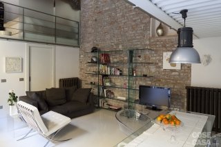 casa-fiorentini-aonie-soggiorno1 casa-fiorentini-aonie-soggiorno1