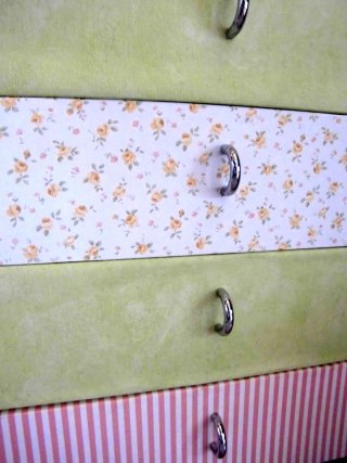 cassettiera-faidate-maniglie cassettiera-faidate-maniglie