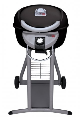 La linea Patio Bistrò® di Char Broil comprende barbecue che possono funzionare a gas o a elettricità. Compatti, maneggevoli e facilmente trasportabili, sono adatti a piccoli spazi. Prezzo a partire da 295 euro. www.isignoridelbarbecue.com La linea Patio Bistrò® di Char Broil comprende barbecue che possono funzionare a gas o a elettricità. Compatti, maneggevoli e facilmente trasportabili, sono adatti a piccoli spazi. Prezzo a partire da 295 euro. www.isignoridelbarbecue.com
