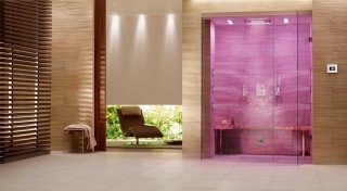 doccia multisensoriale F-Digital Deluxe di Grohe dotata di docking station con iPod Touch AG Apple doccia multisensoriale F-Digital Deluxe di Grohe dotata di docking station con iPod Touch AG Apple