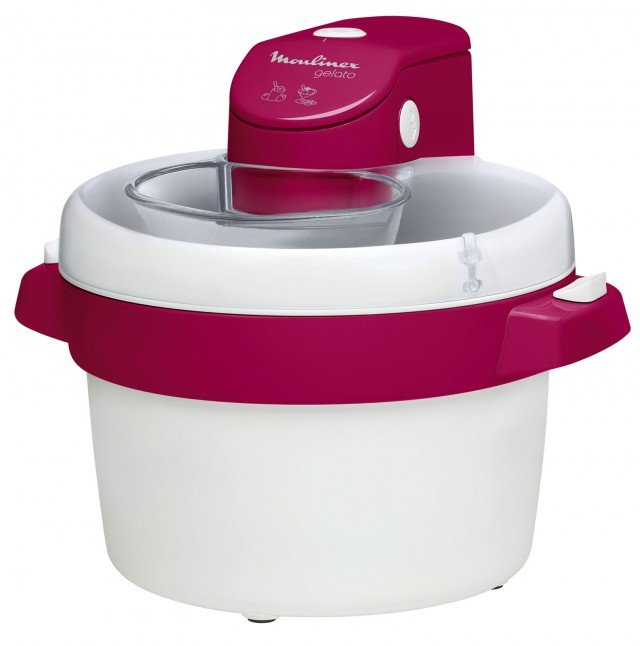 Ottima per preparare gelati e sorbetti in 20-30 minuti, la gelatiera IG5017 di Moulinex è dotata di contenitore refrigerante da precongelare (10-12 h) e di coperchio trasparente con apertura per introdurre gli alimenti durante la preparazione. Prezzo 72 euro. www.moulinex.it Ottima per preparare gelati e sorbetti in 20-30 minuti, la gelatiera IG5017 di Moulinex è dotata di contenitore refrigerante da precongelare (10-12 h) e di coperchio trasparente con apertura per introdurre gli alimenti durante la preparazione. Prezzo 72 euro. www.moulinex.it