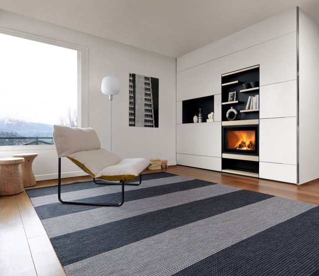 Il caminetto Preston con monoblocco a legna MC 70/51 sviluppa una potenza di 12 Kw ed è possibile riscaldare fino a 315 m3. Il caminetto Preston con monoblocco a legna MC 70/51 sviluppa una potenza di 12 Kw ed è possibile riscaldare fino a 315 m3.