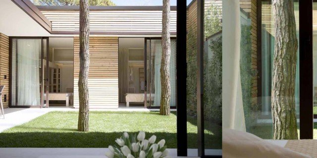 Camping Villa Marina: le case a contatto con la natura di Matteo Thun & Partners Camping Villa Marina: le case a contatto con la natura di Matteo Thun & Partners