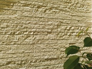 Rivestimento a parete da 30x60 cm effetto mosaico e piastrelle a pavimento da 15x30 cm, compresi materiali per la messa in opera: 2.780,00 euro. Posa delle piastrelle:  1.850,00 euro Rivestimento a parete da 30x60 cm effetto mosaico e piastrelle a pavimento da 15x30 cm, compresi materiali per la messa in opera: 2.780,00 euro. Posa delle piastrelle:  1.850,00 euro