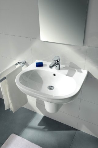 lavandino bagno O.Novo di Villeroy & Boch in ceramica sanitaria bianca. lavandino bagno O.Novo di Villeroy & Boch in ceramica sanitaria bianca.