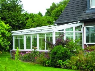 veranda realizzata con profili in pvc con rinforzi in acciaio rivestibile in alluminio Finstral veranda realizzata con profili in pvc con rinforzi in acciaio rivestibile in alluminio Finstral
