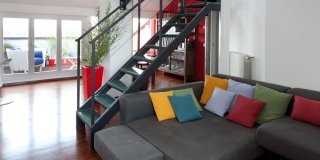 95 mq: una casa con nuovi ambienti in verticale