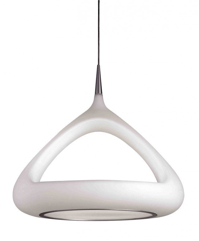 Ideale in contesti moderni la lampada a soffitto Pick-Up di Marchetti Illuminazione, è in polietilene bianco. Ha un alto grado di luminosità e diffonde la luce in modo omogeneo e chiaro. Disponibile anche nei colori arancio e verde. Misura diametro 54 x H 48 x H cavo 100 cm. Prezzo 526. www.marchettiilluminazione.com Ideale in contesti moderni la lampada a soffitto Pick-Up di Marchetti Illuminazione, è in polietilene bianco. Ha un alto grado di luminosità e diffonde la luce in modo omogeneo e chiaro. Disponibile anche nei colori arancio e verde. Misura diametro 54 x H 48 x H cavo 100 cm. Prezzo 526. www.marchettiilluminazione.com