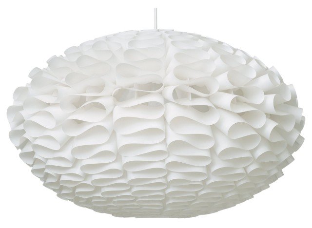 Composta da 39 pezzi da montare senza strumenti e colla, Norm 03 di Normann Copenhagen è in plastica non infiammabile a effetto scultoreo. Disponibile anche nella versione acciaio e nella misura più grande. Misura L 53 x P 32. Prezzo 100 euro. www.normann-copemhagen.com Composta da 39 pezzi da montare senza strumenti e colla, Norm 03 di Normann Copenhagen è in plastica non infiammabile a effetto scultoreo. Disponibile anche nella versione acciaio e nella misura più grande. Misura L 53 x P 32. Prezzo 100 euro. www.normann-copemhagen.com